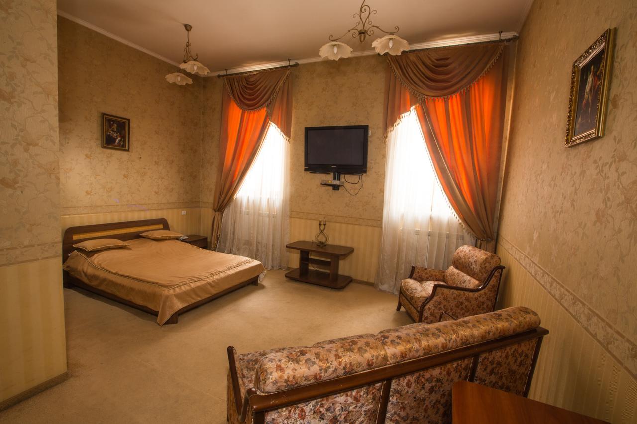 Magnat Lux 4* Chernivtsi